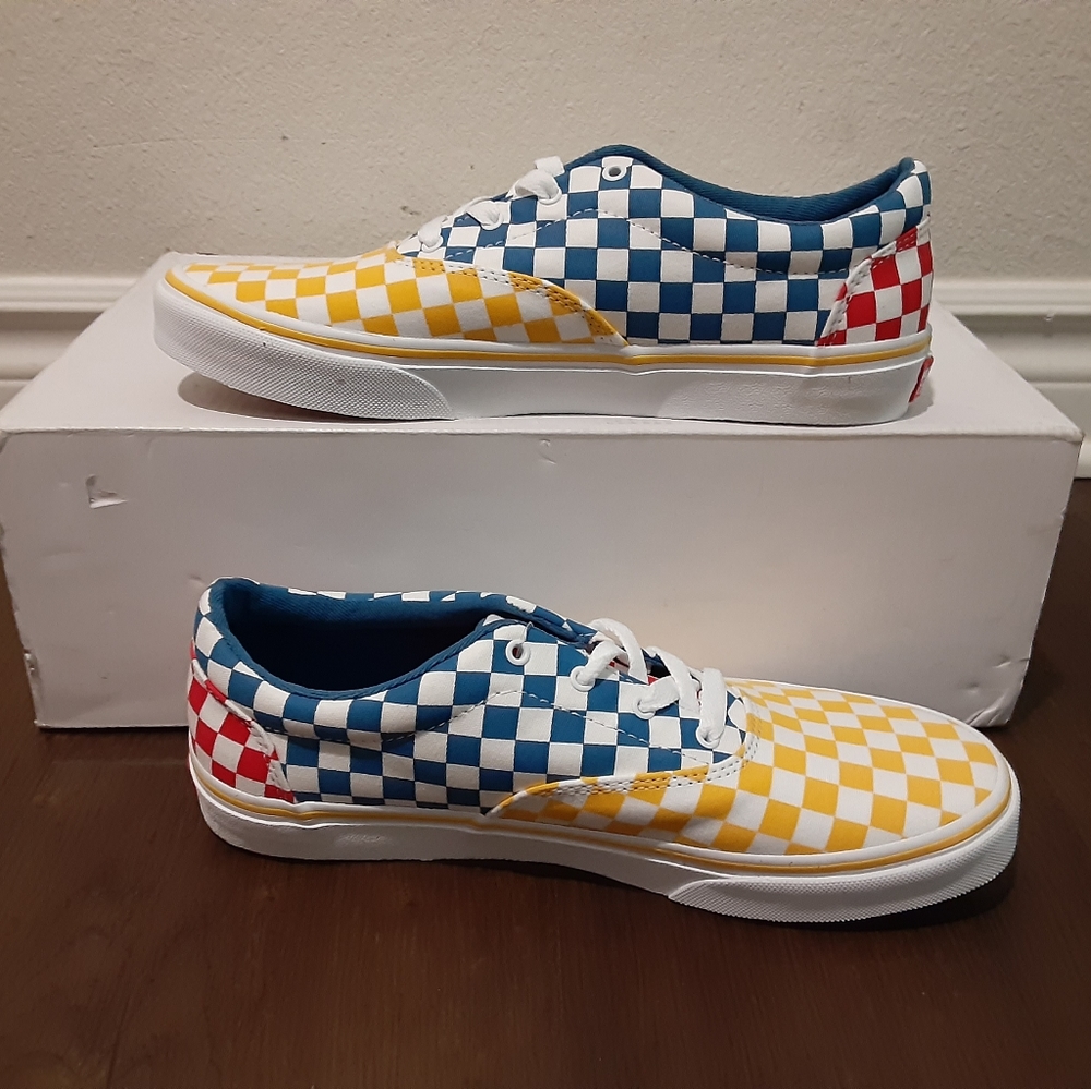 Vans - Picture 4 of 4